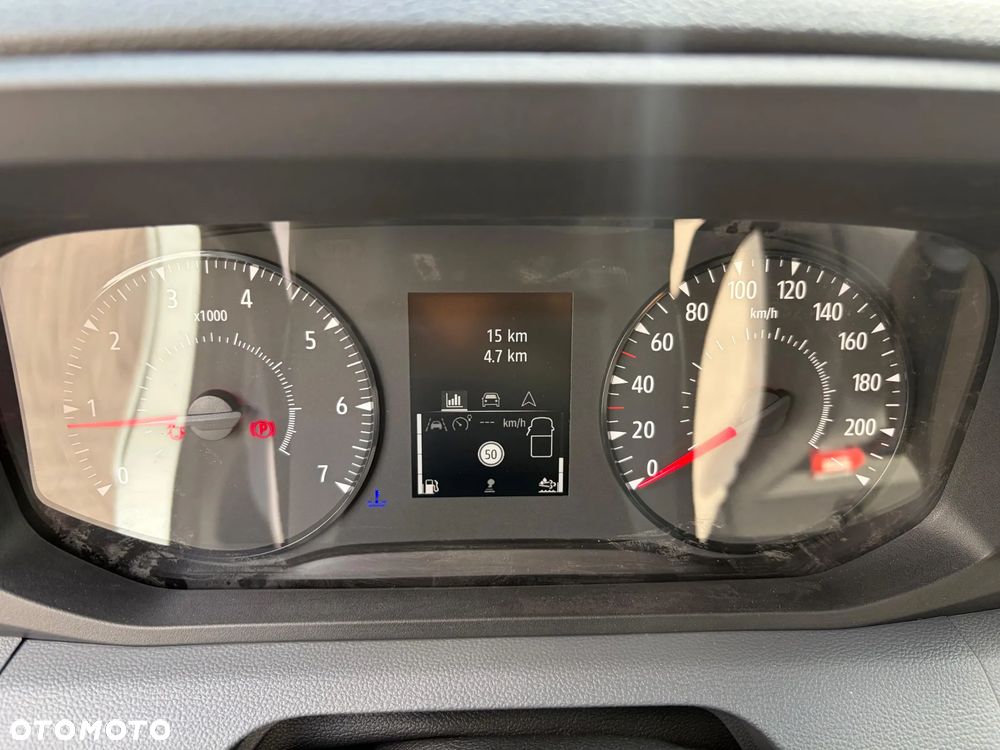 Renault Master kontener - 30