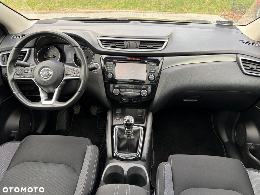 Nissan Qashqai 1.6 DIG-T N-Connecta - 21