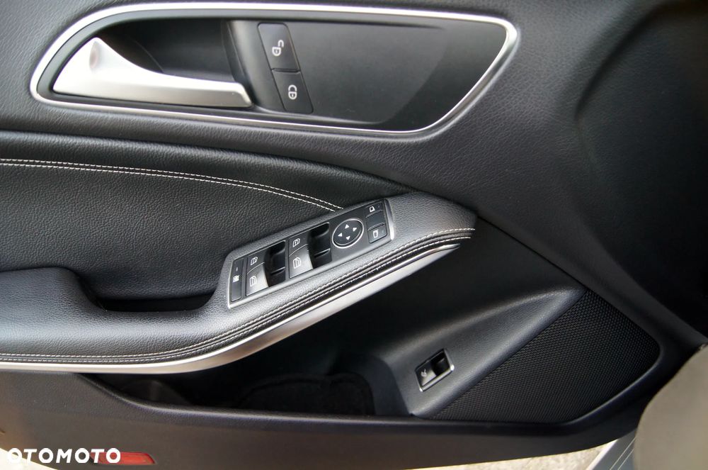 Mercedes-Benz CLA 200 CDI - 17