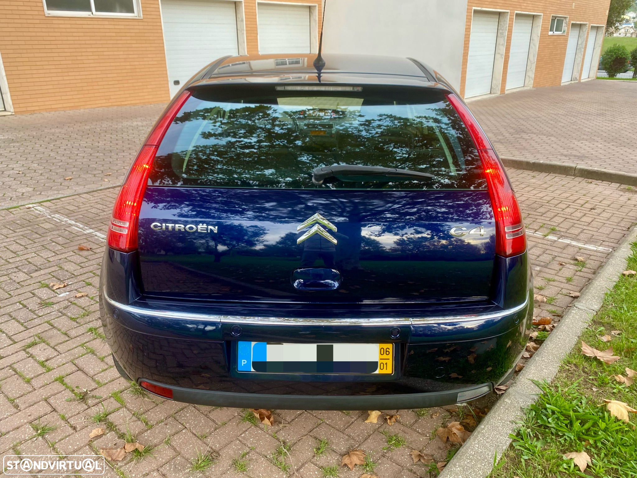 Citroën C4 1.6 HDi 110 Exclusive - 11