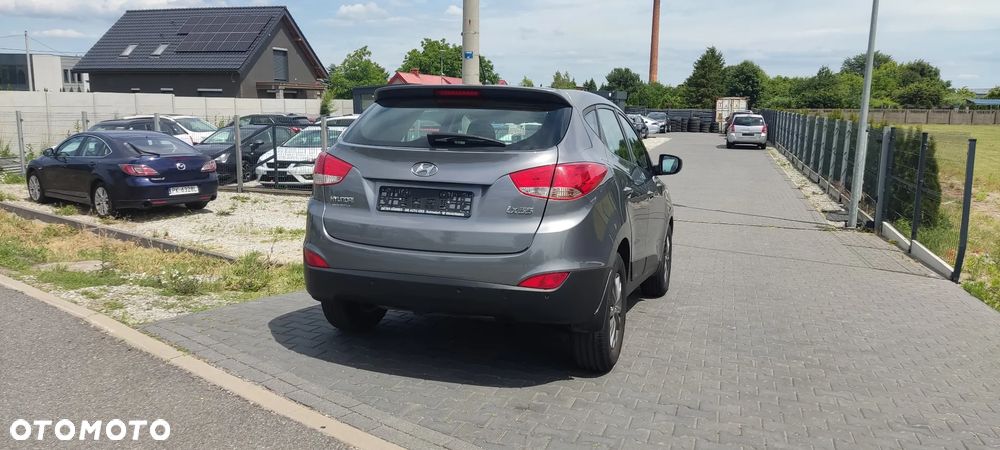 Hyundai ix35 1.6 2WD Fifa World Cup Edition - 5