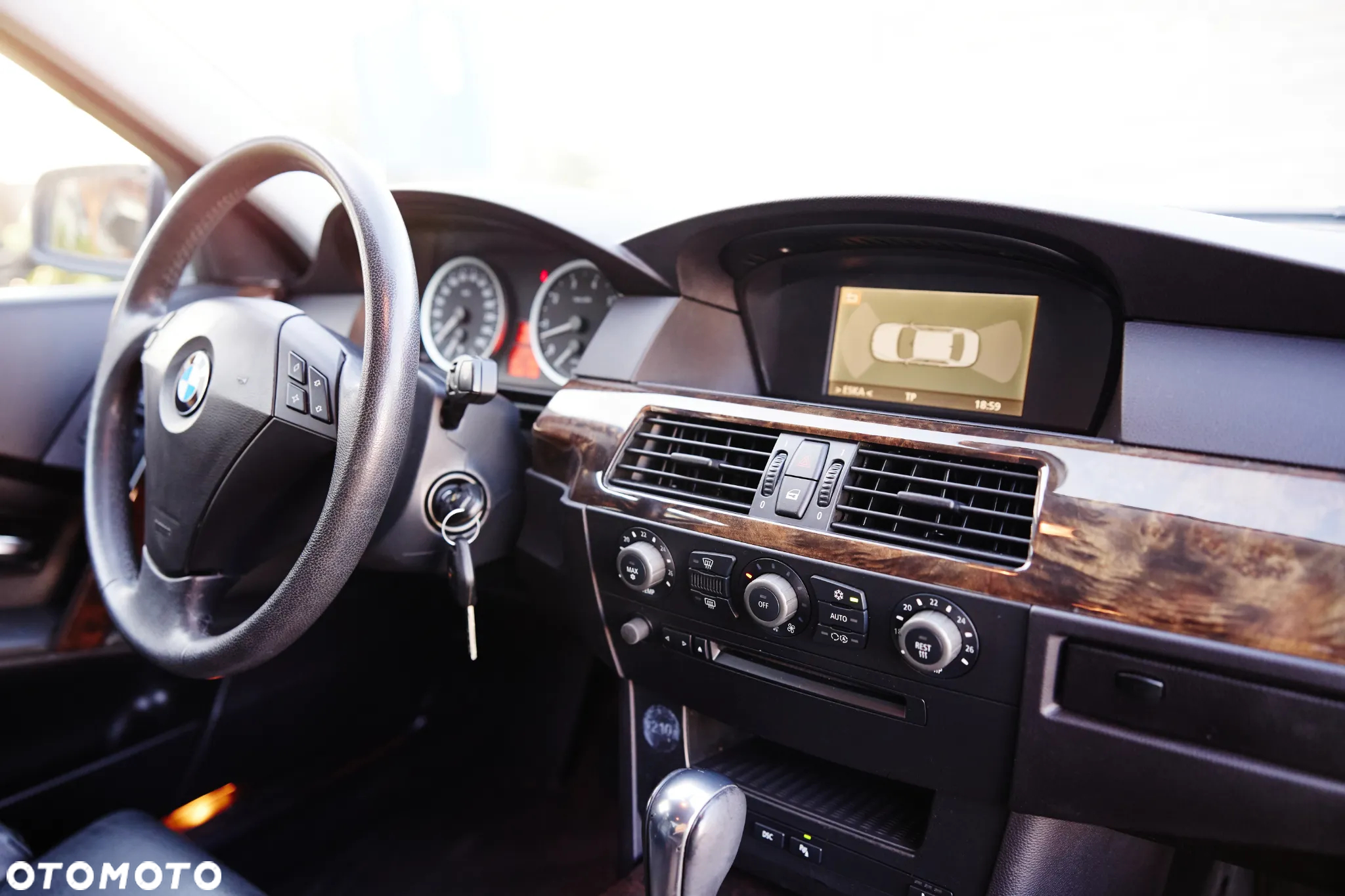 BMW Seria 5 - 27
