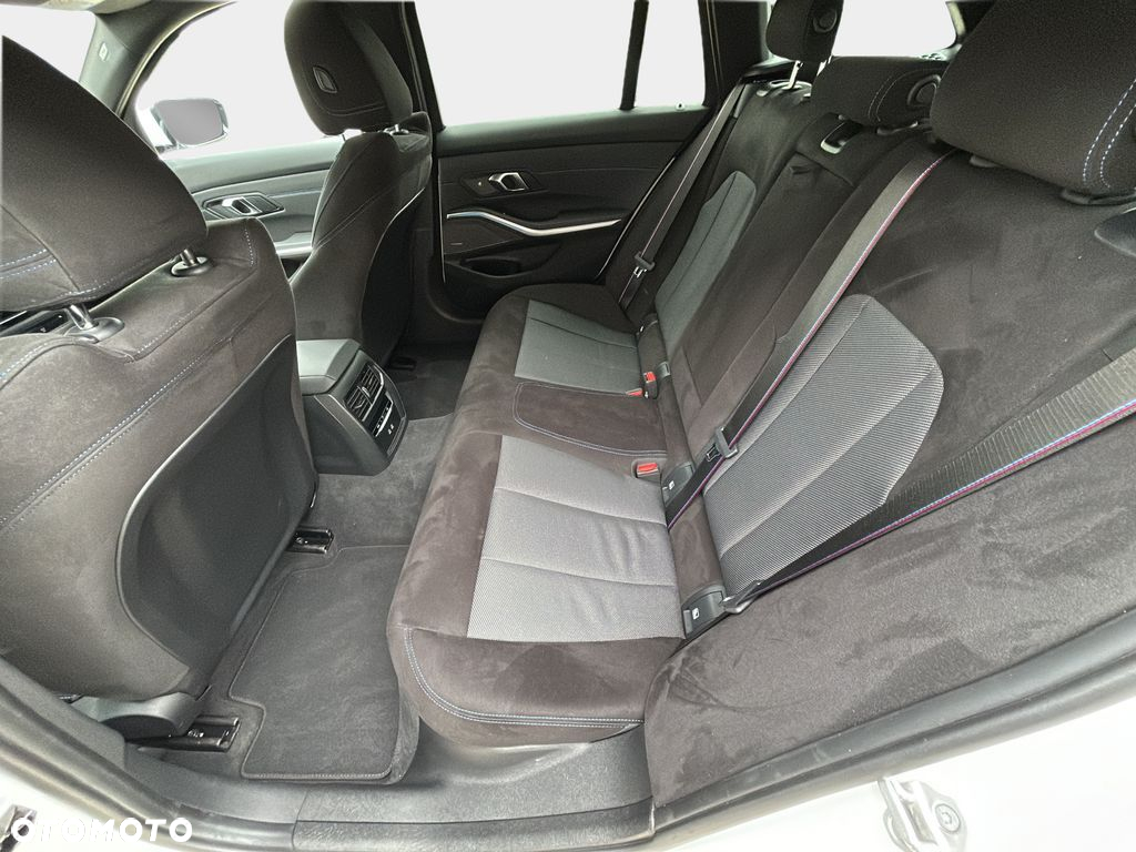 BMW Seria 3 - 12