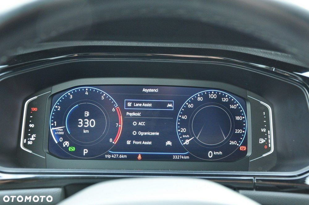 Volkswagen T-Roc - 13