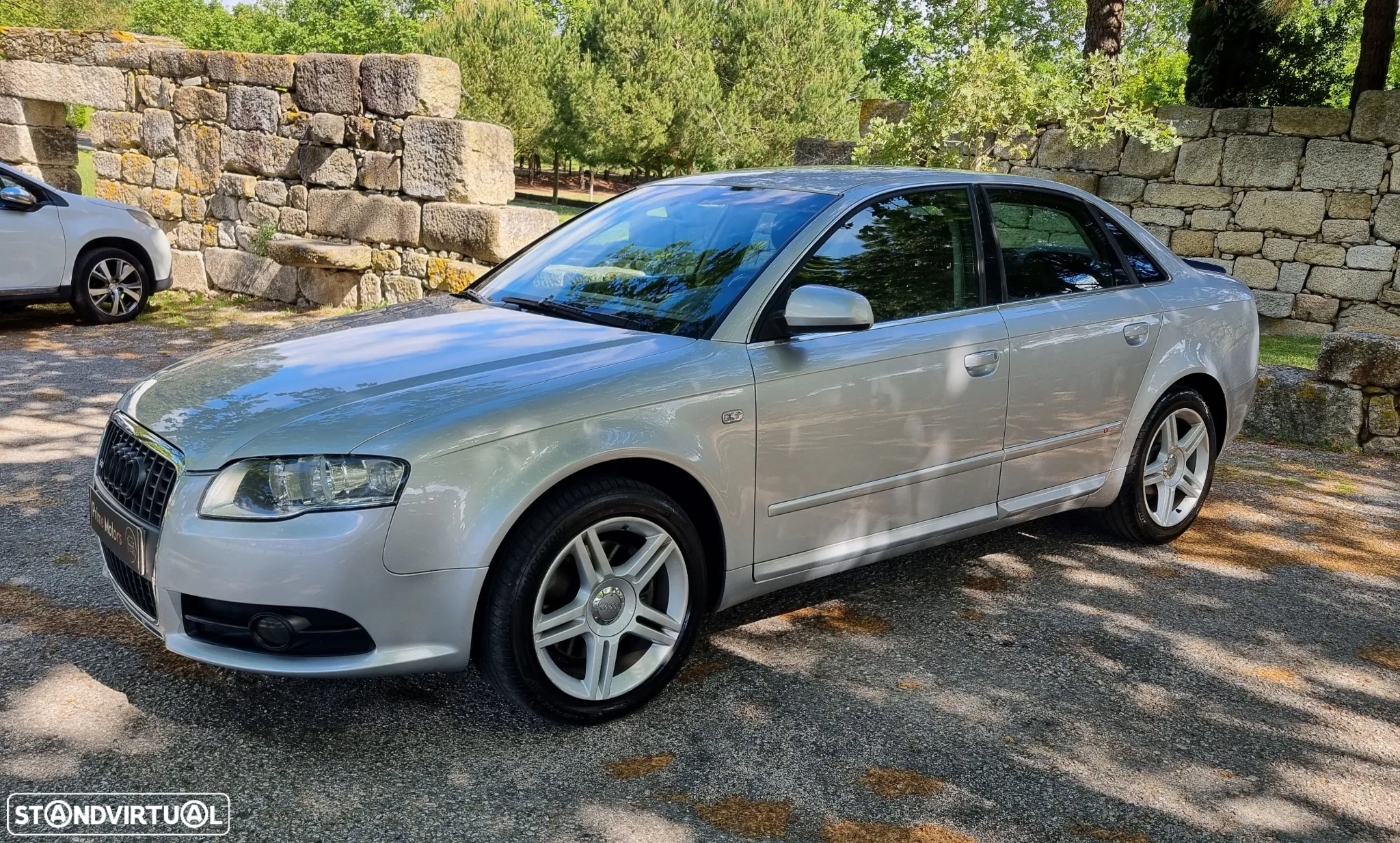 Audi A4 2.0 TDI S-line - 4