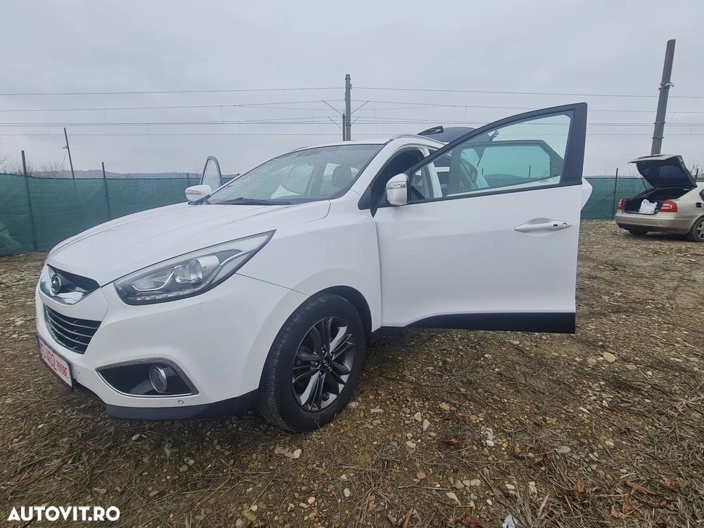 Hyundai ix35 2.0 CRDI 4WD Automatik Style - 9