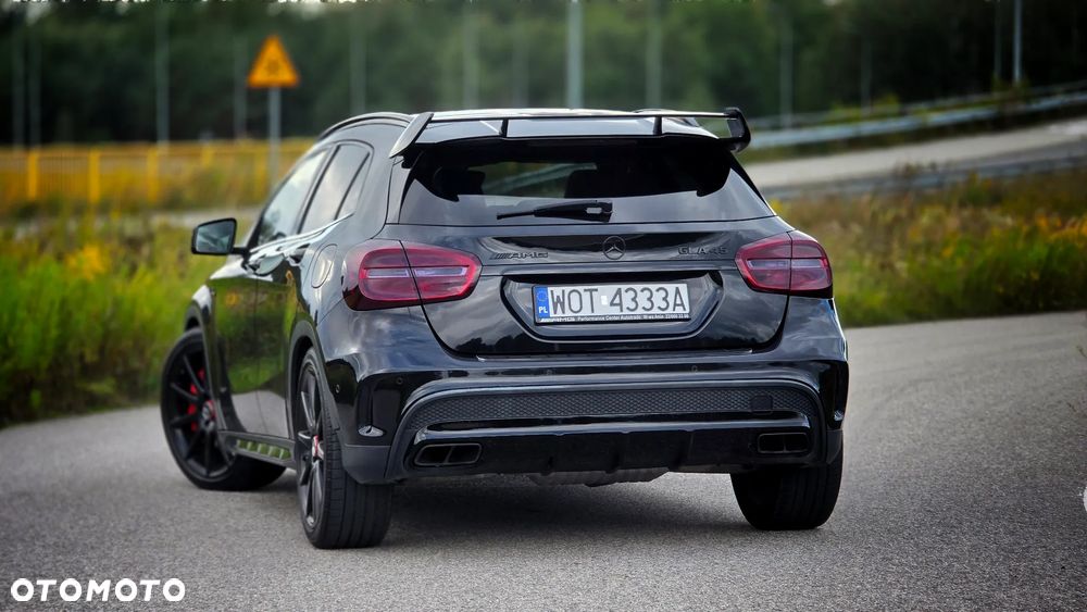 Mercedes-Benz GLA 45 AMG 4-Matic - 17
