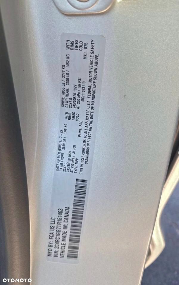 Chrysler Pacifica - 9