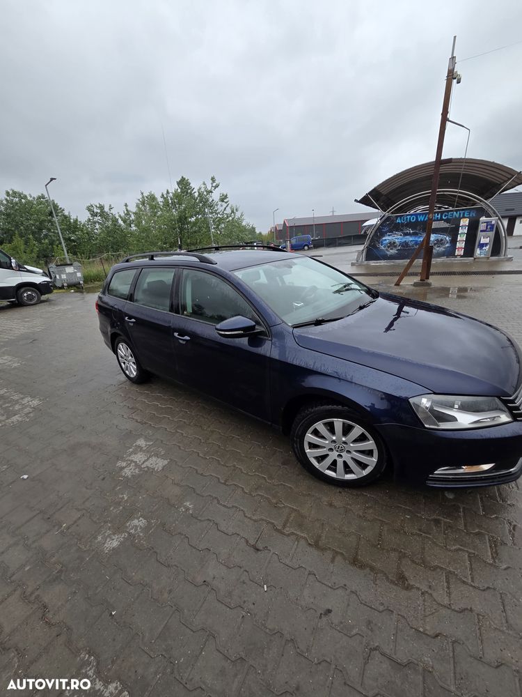 Volkswagen Passat 2.0 TDI BlueMotion Technology Comfortline - 3