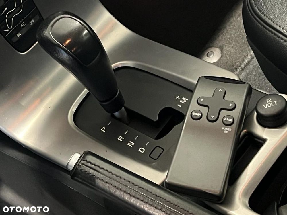 Volvo V50 D5 Summum - 17