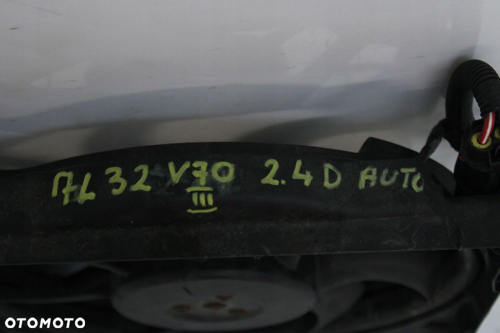 VOLVO V70 III 07R- 2.4 D DIESEL AUTOMAT WENTYLATOR OBUDOWA WENTYLATORÓW - 5