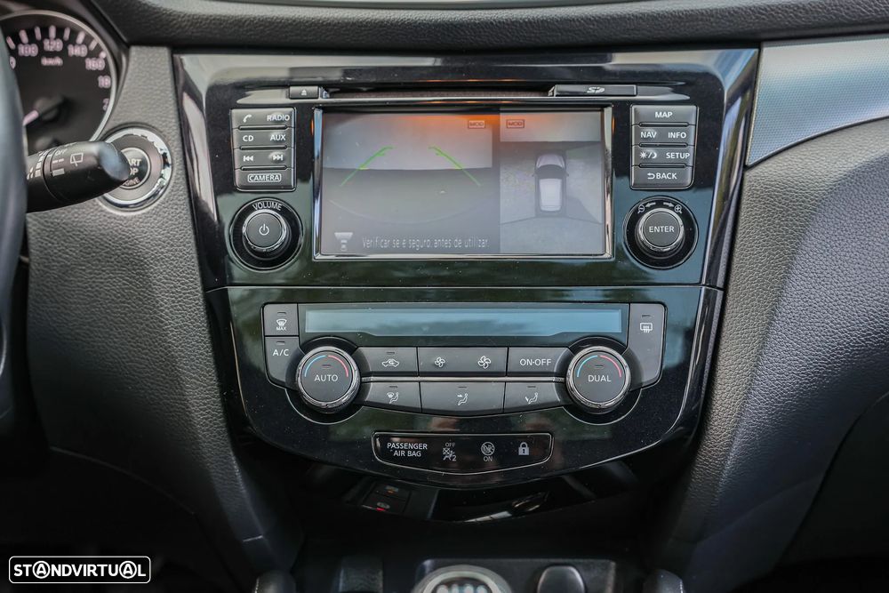 Nissan Qashqai 1.2 DIG-T N-Connecta - 20