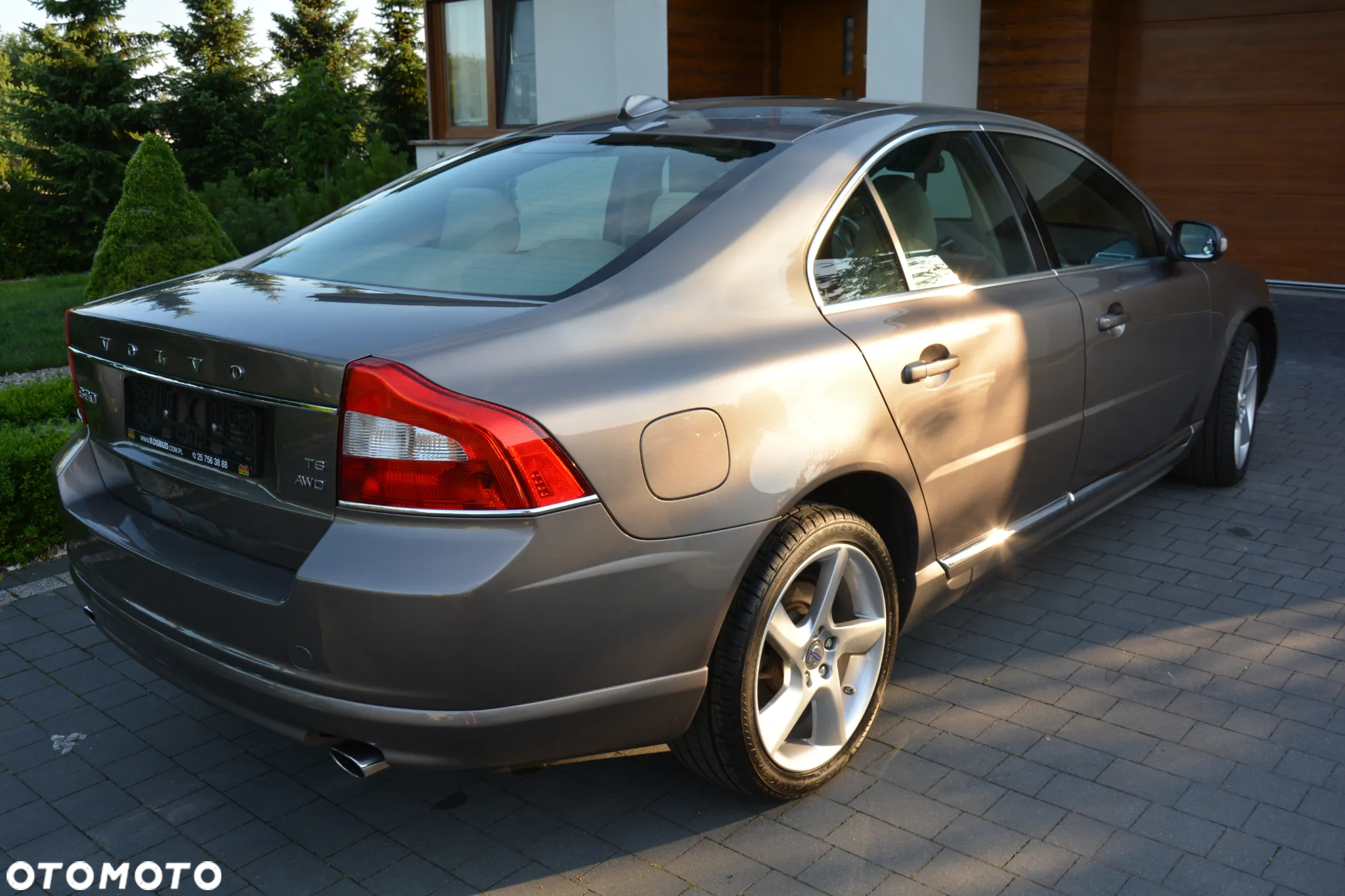 Volvo S80 - 10