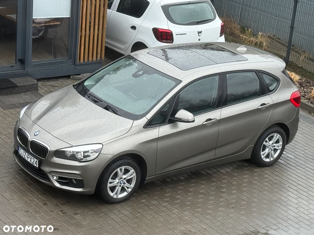 BMW Seria 2 216d Sport Line