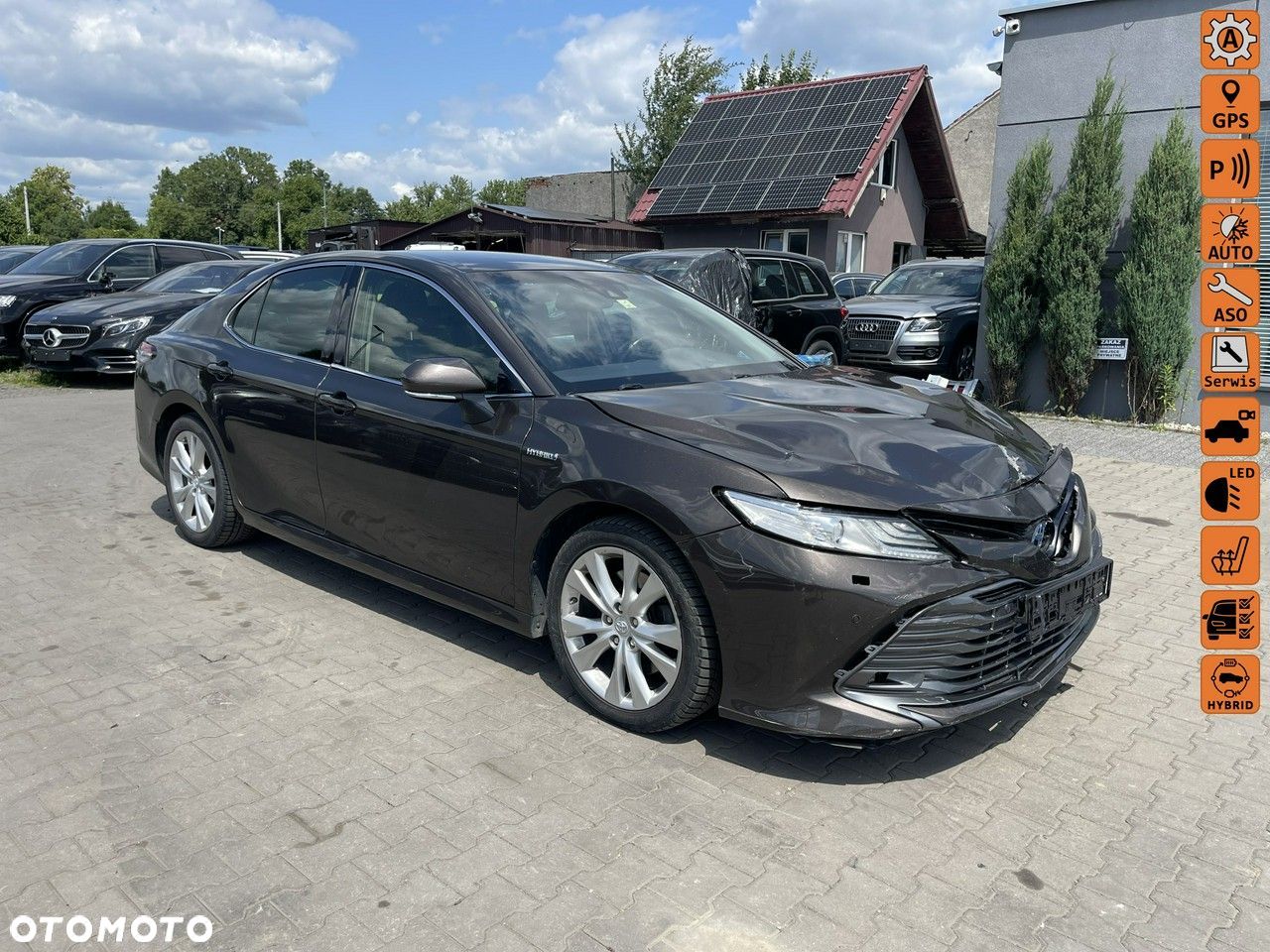 Toyota Camry 2.5 Hybrid Comfort CVT - 1