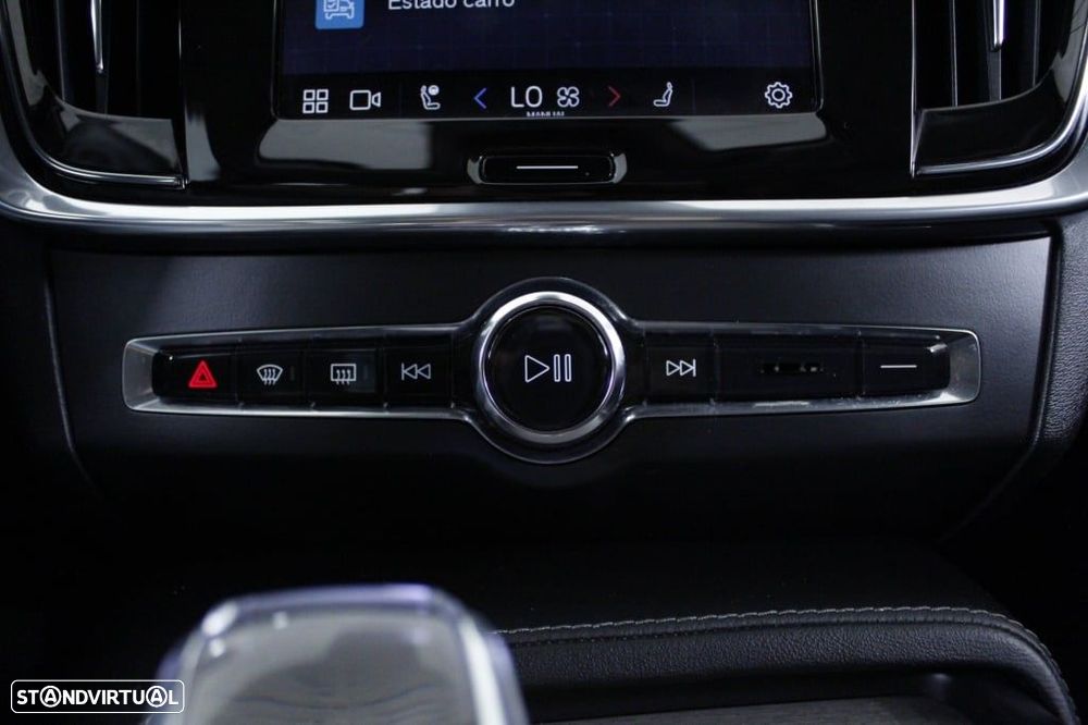 Volvo V90 - 30