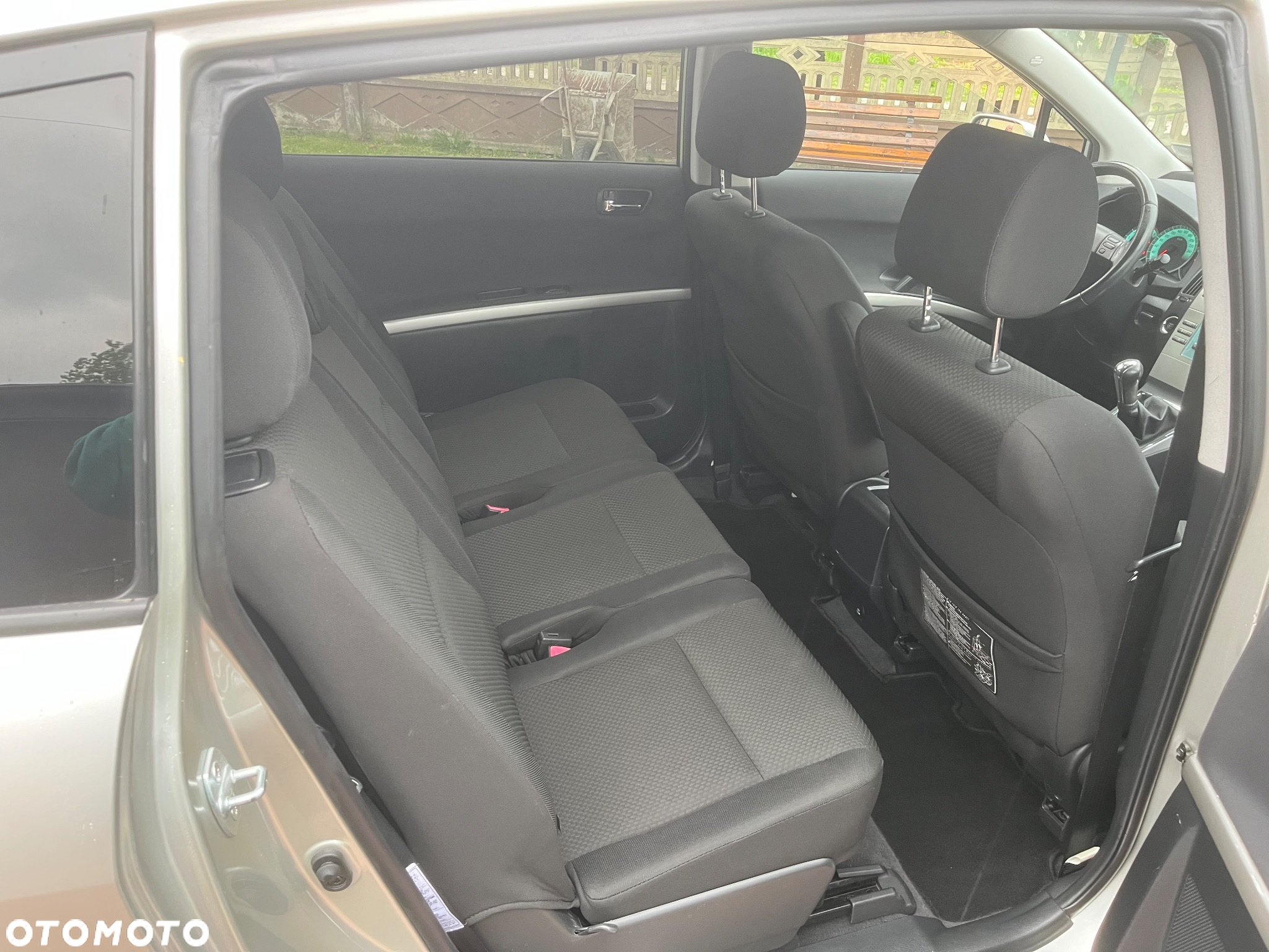 Toyota Corolla Verso 1.8 Sol + 7os - 28