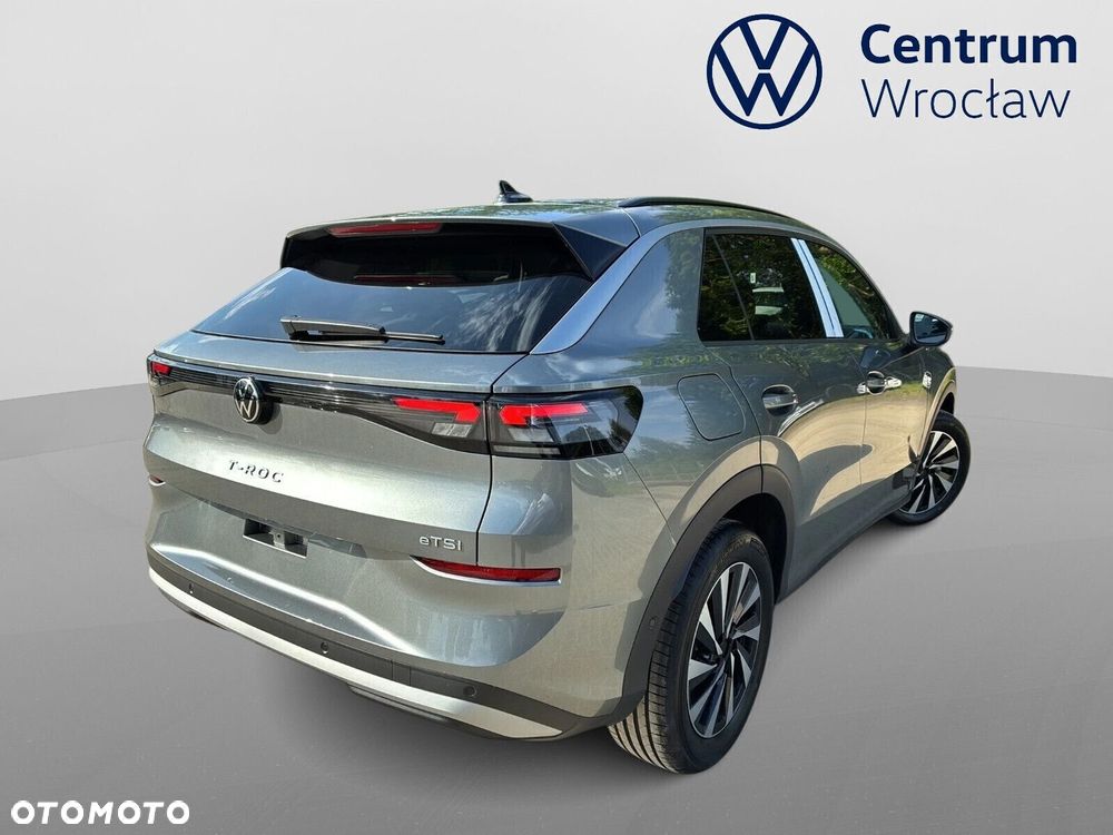 Volkswagen T-Roc - 3