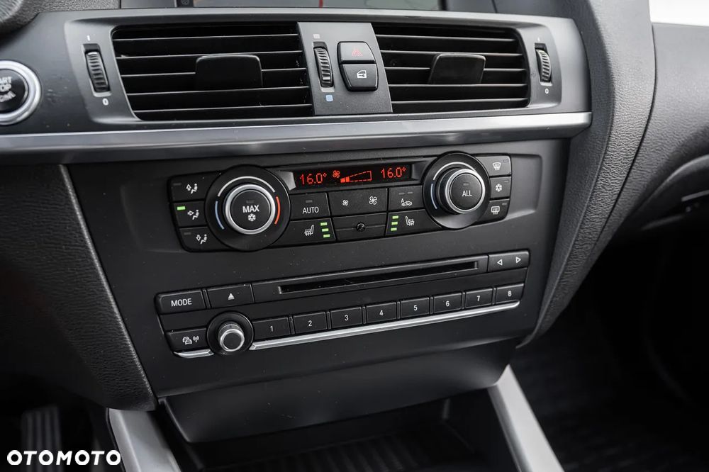 BMW X3 xDrive20d - 23