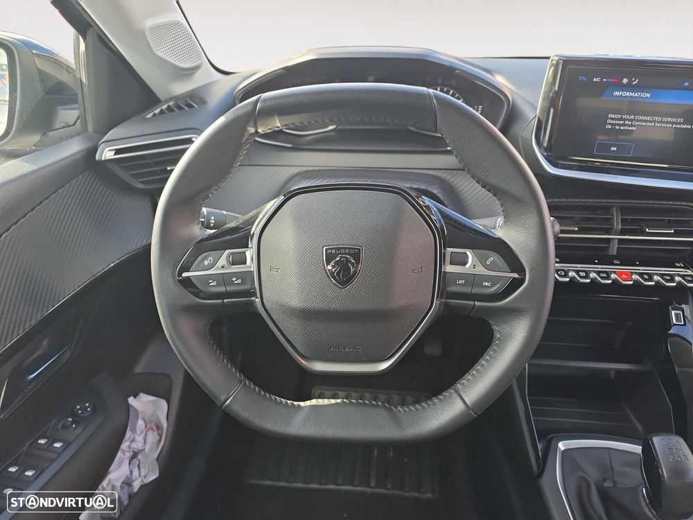 Peugeot 208 1.2 PureTech Active - 12