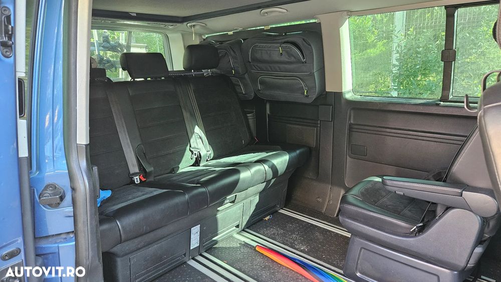 Volkswagen Multivan - 11