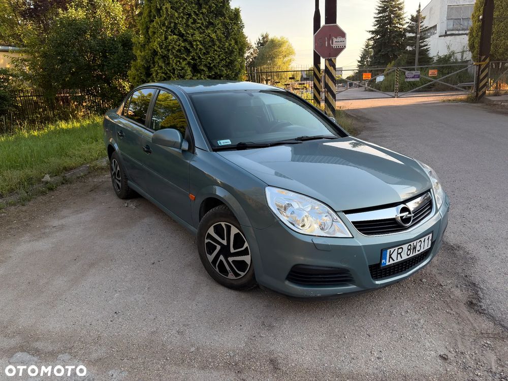 Opel Vectra 1.8 Essentia - 1