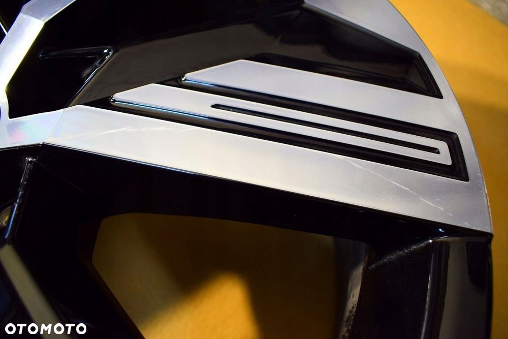 RENAULT 20 Megane E-TECH Nowy Model Oryginał - 4