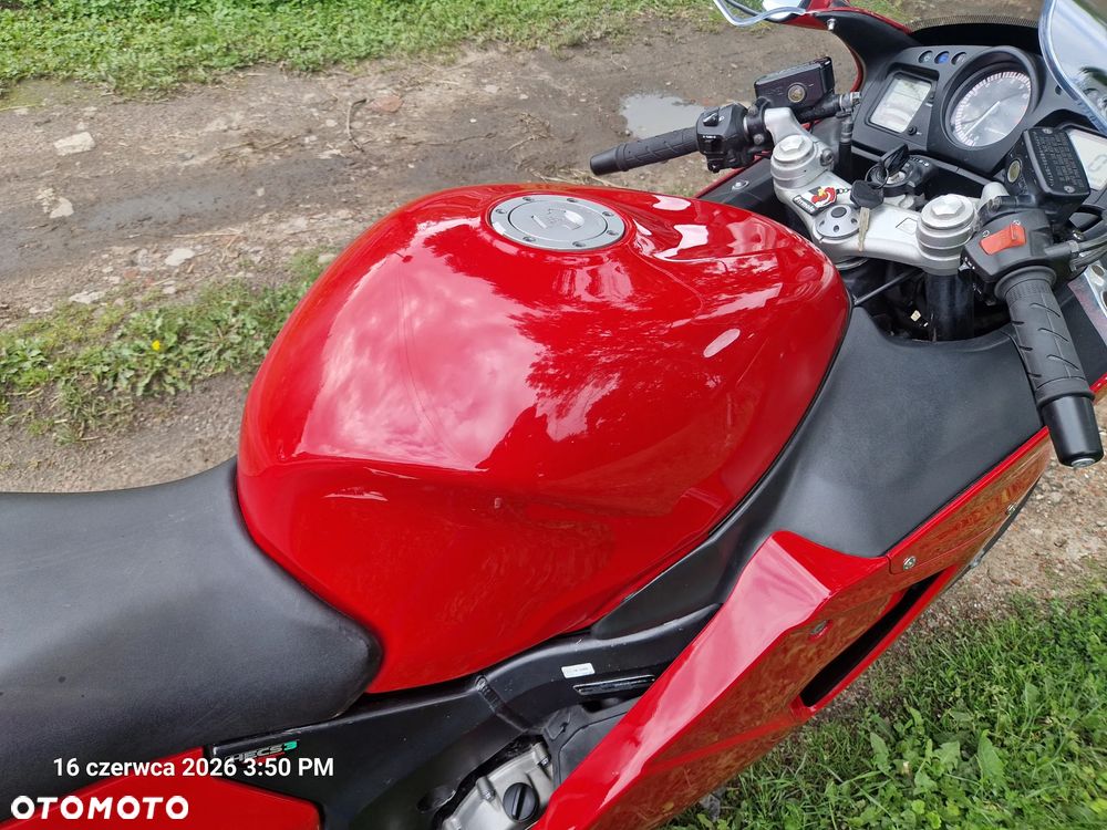 Honda CBR - 19