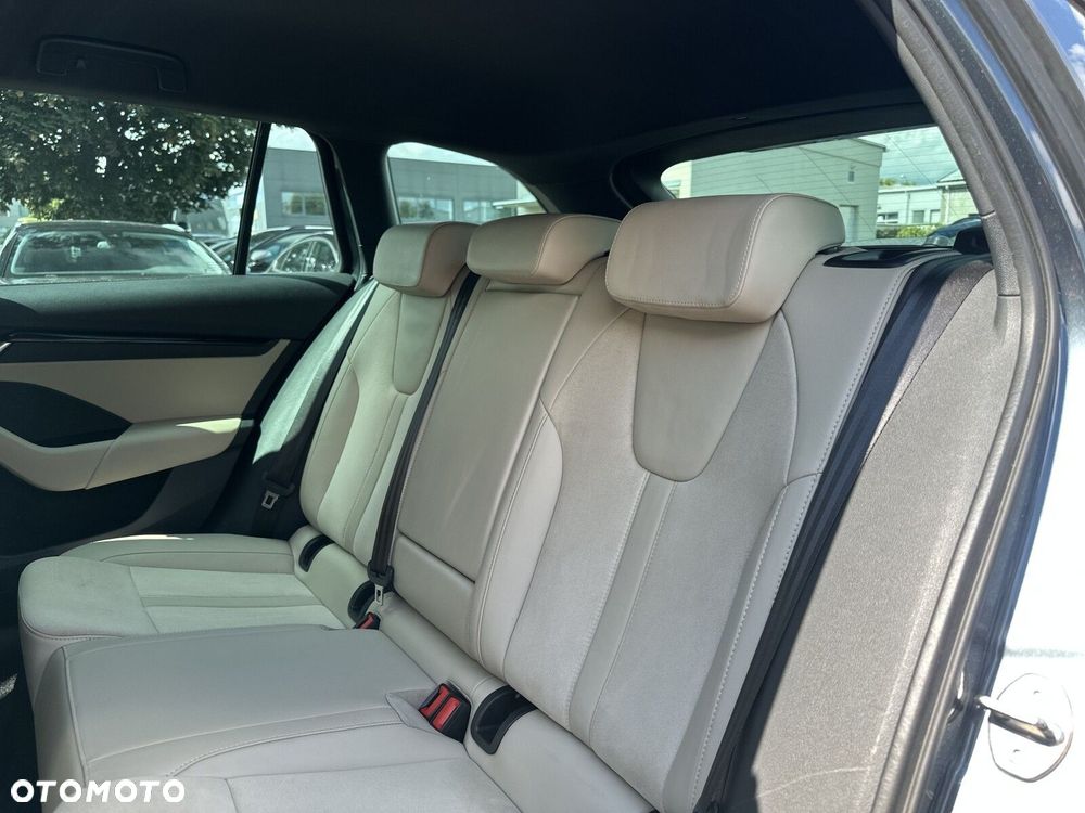 Skoda Octavia 2.0 TDI Style DSG - 33