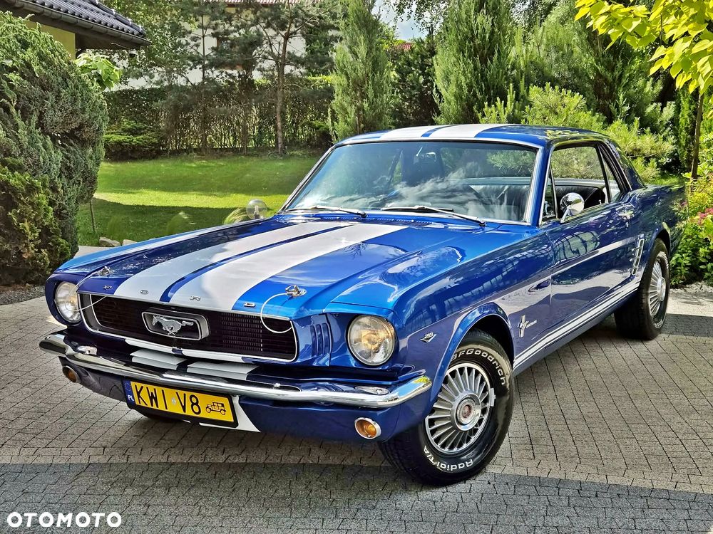 Ford Mustang - 3