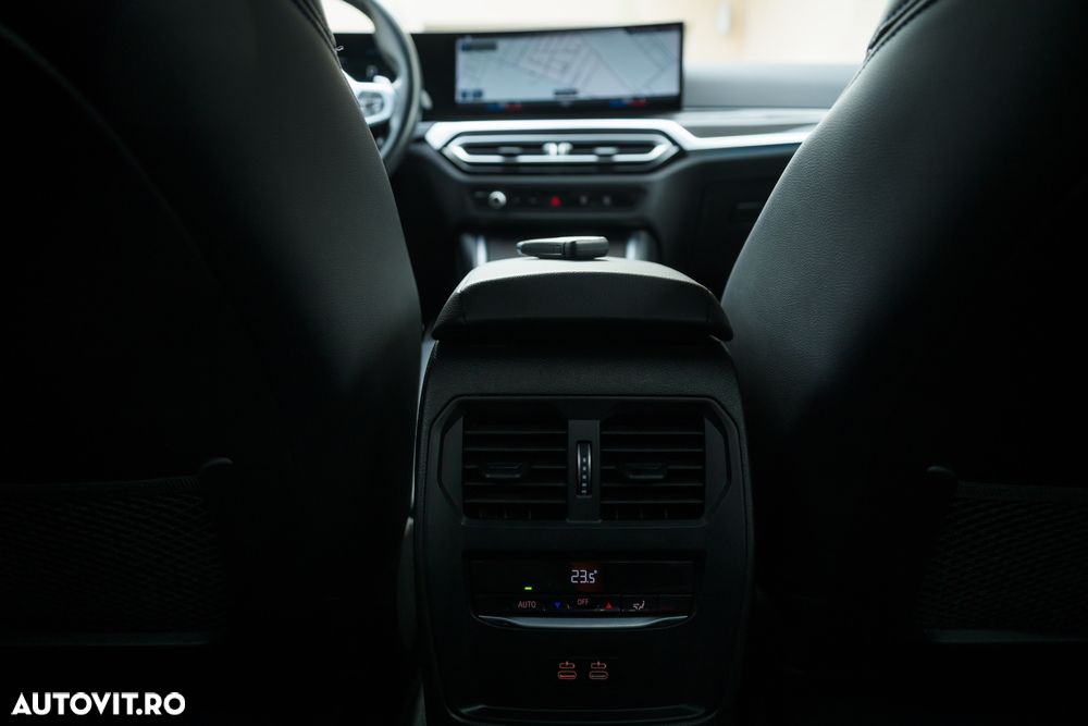 BMW Seria 3 320i xDrive Aut. Edition M Sport Shadow - 29