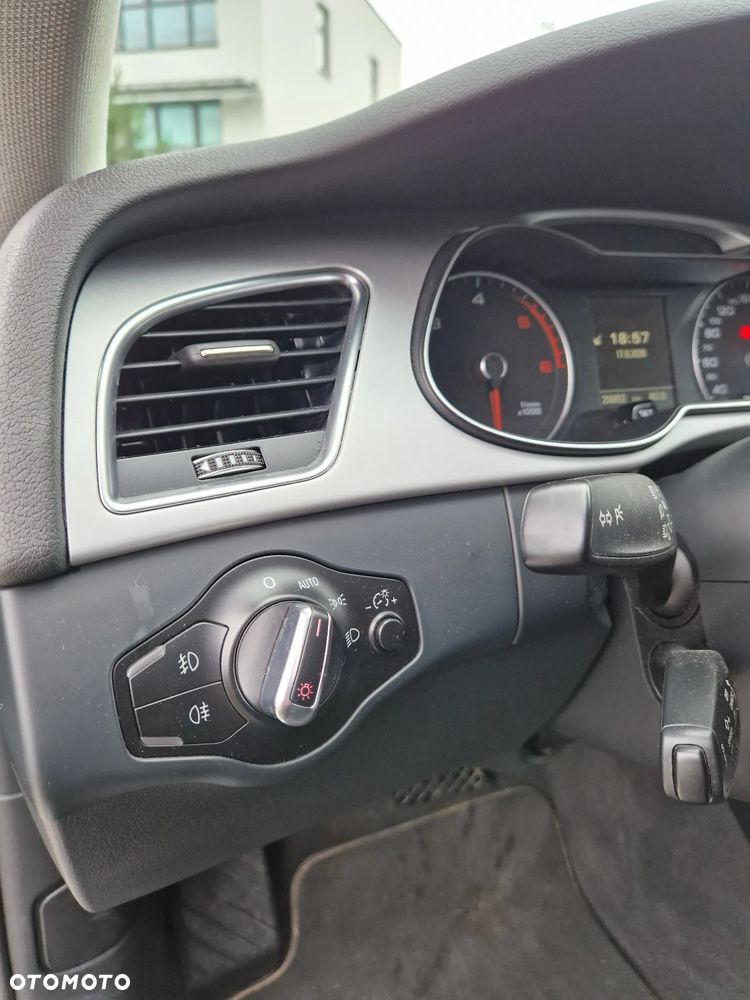 Audi A4 Avant 2.0 TDI Quattro S tronic - 18