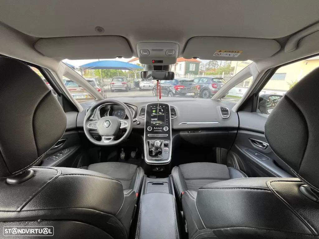 Renault Grand Scénic 1.5 dCi Intens Hybrid Assist SS - 10