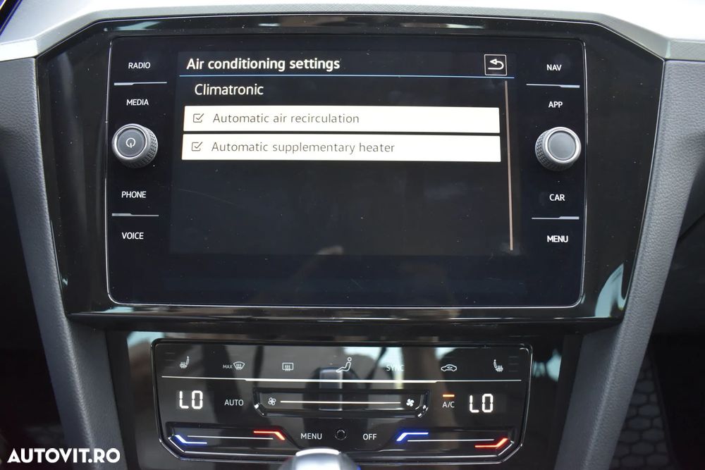 Volkswagen Passat 2.0 TDI DSG Highline - 22