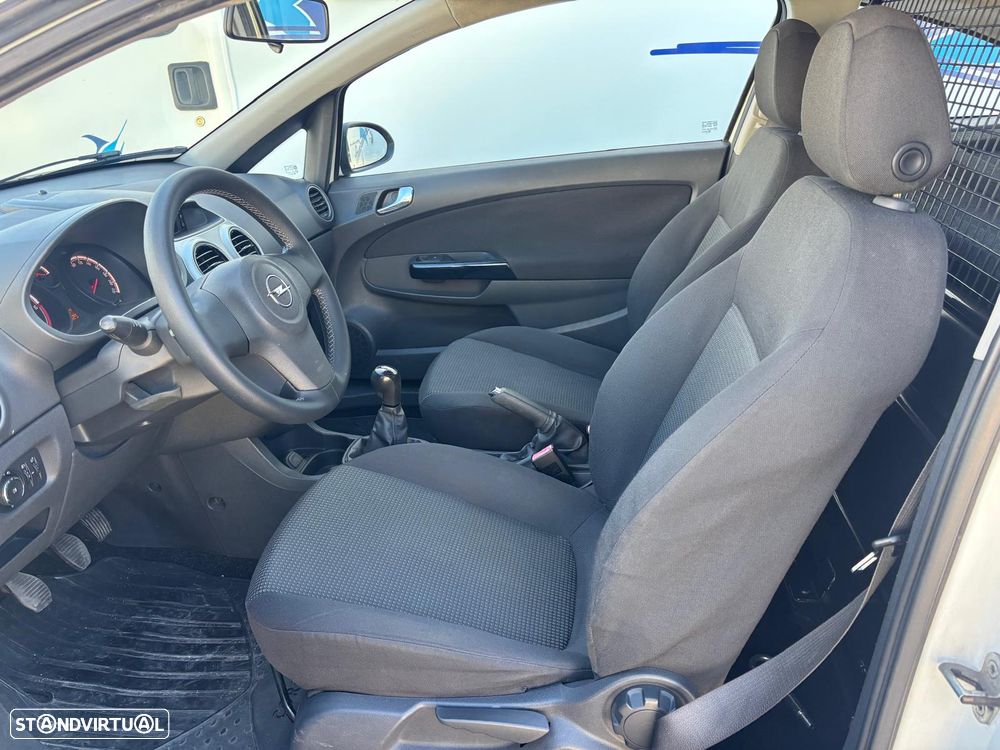 Opel CORSA E-VAN 1.3 CDTI 75cv - AR CONDICIONADO - 17