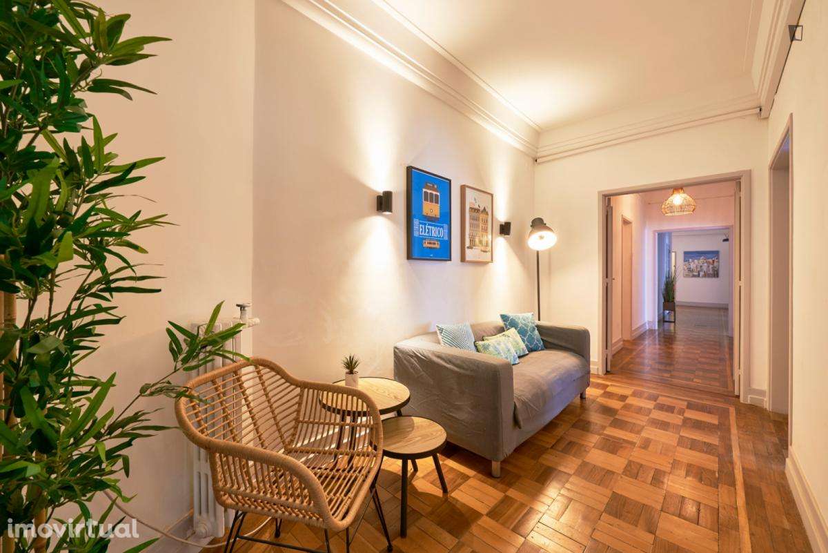 Quarto - localizado em Marquês de Pombal Lisbon - Grande imagem: 4/52