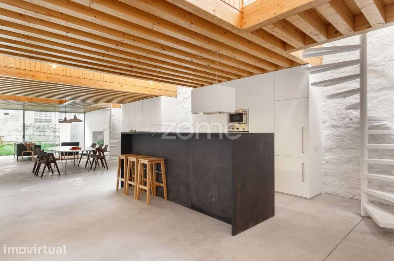 LOFT 6 suítes, pátio, totalmente mobilado e equipado, Porto - Grande imagem: 2/36