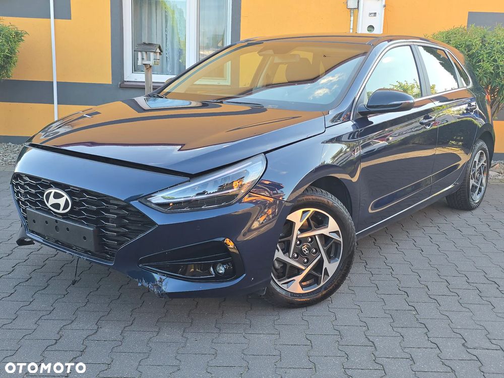Hyundai i30 1.5 T-GDI 48V Smart Plus - 2