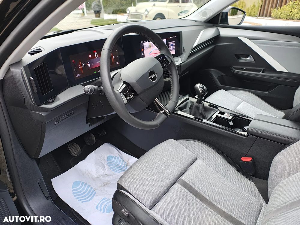 Opel Astra Sport Tourer 1.2L Turbo Start/Stop Business Edition - 6