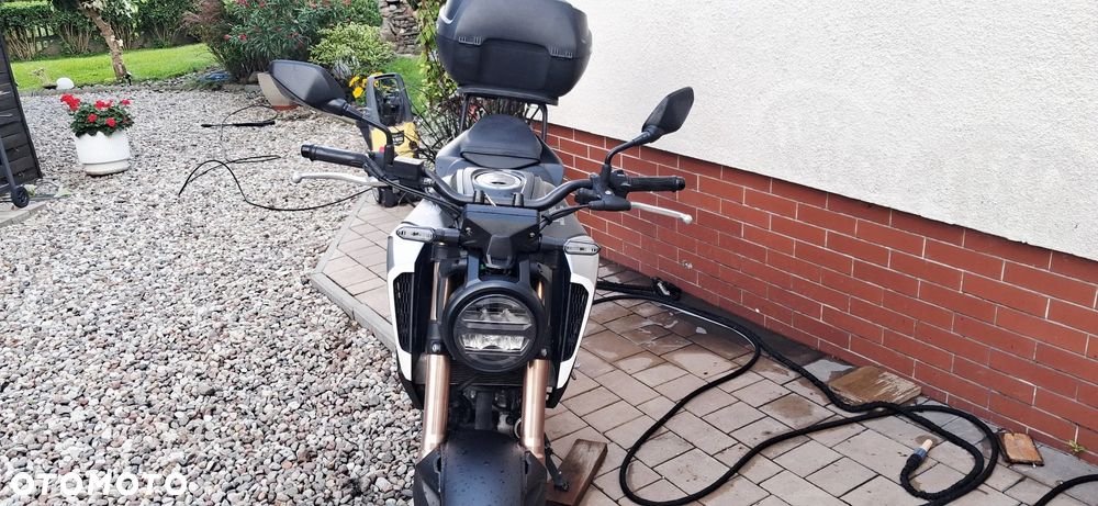 Honda CB - 5
