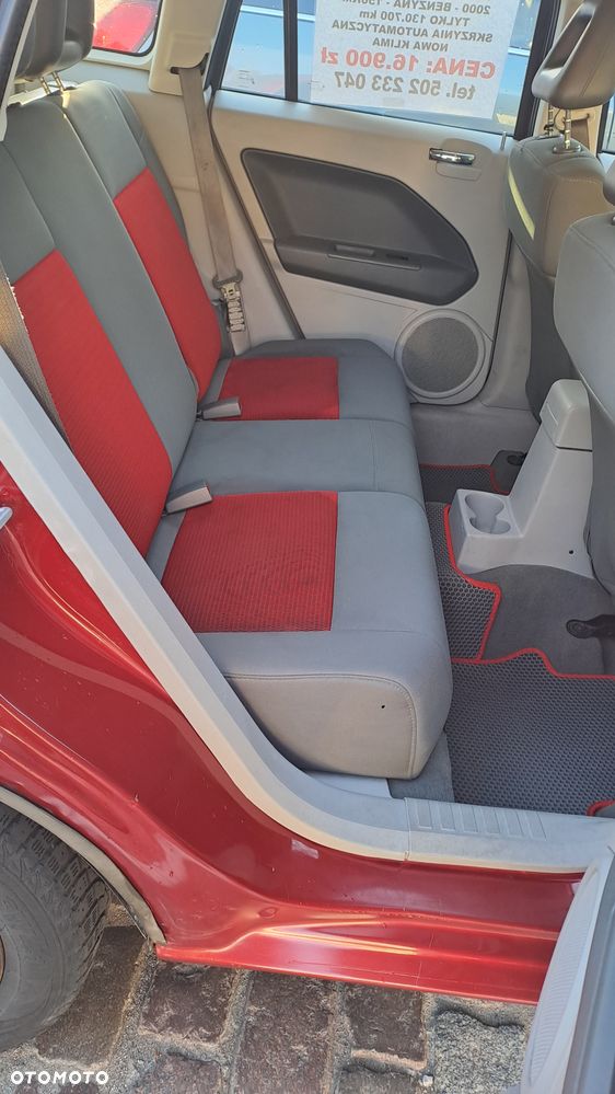 Dodge Caliber - 10