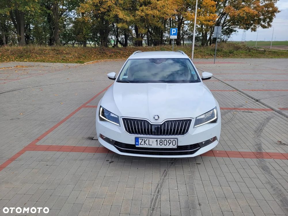 Skoda Superb 2.0 TSI 4x4 L&K DSG - 6