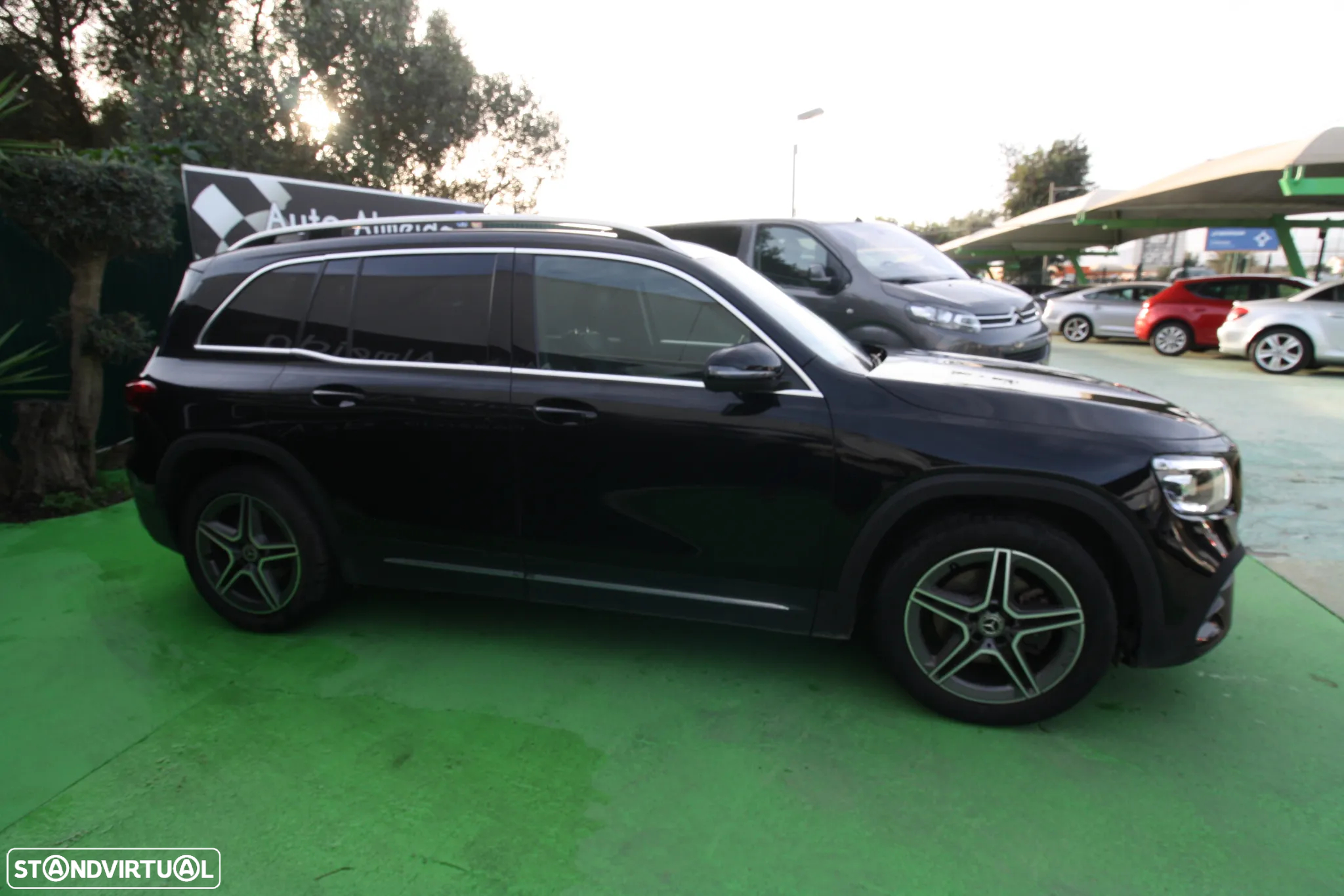 Mercedes-Benz GLB 180 d AMG Line - 35