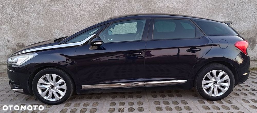 DS Automobiles DS 5 - 10