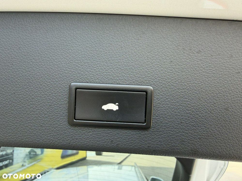 Audi A6 Allroad - 37