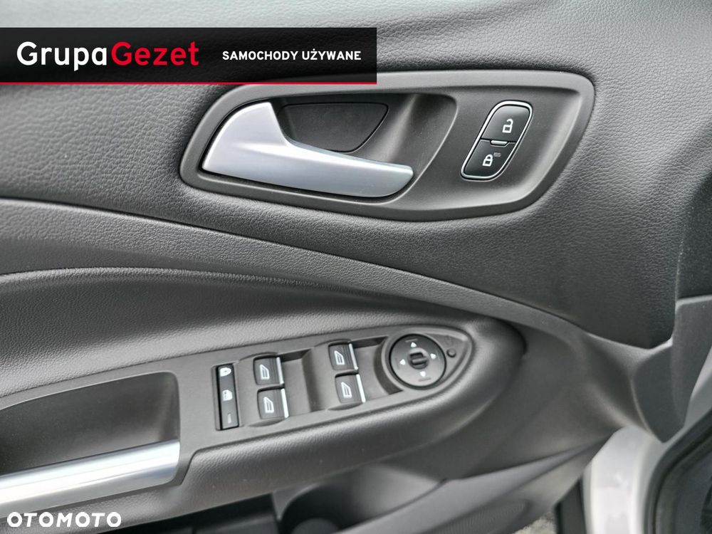 Ford Kuga - 30