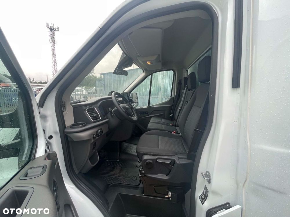 Ford Transit - 6