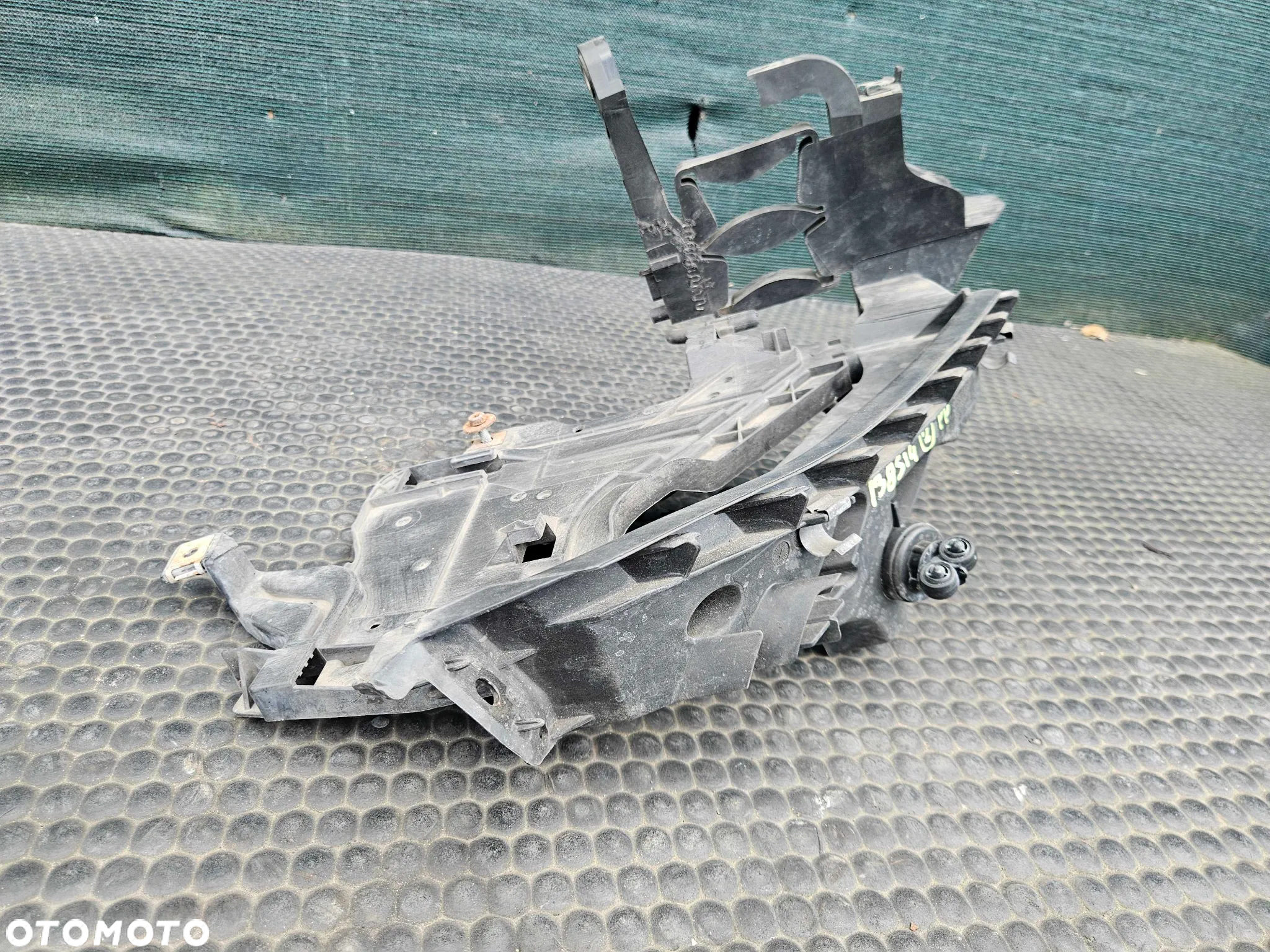 Slizg Lampy Mocowanie Lampa Uchwyt Pod Lampe Lewy Prawy Spryskiwacz Czujnik Audi A4 B8 - 28