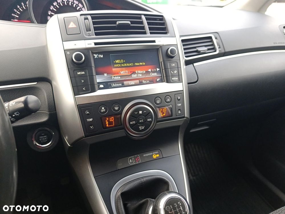 Toyota Verso 1.8 Premium EU6 - 36