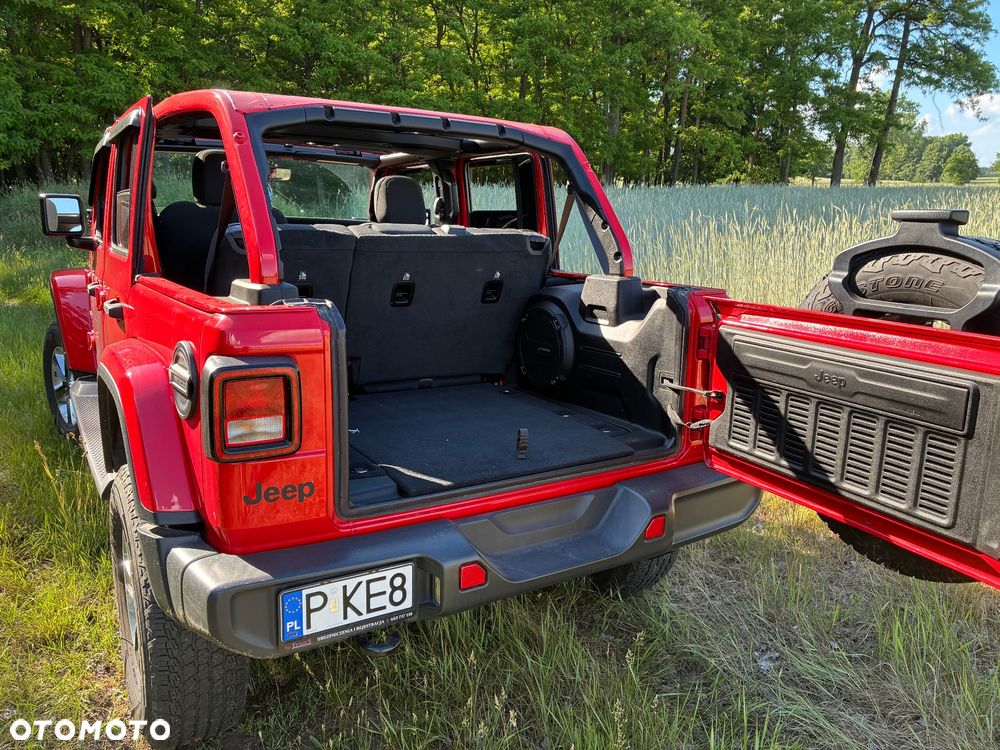 Jeep Wrangler Unlimited GME 2.0 Turbo Sahara - 13